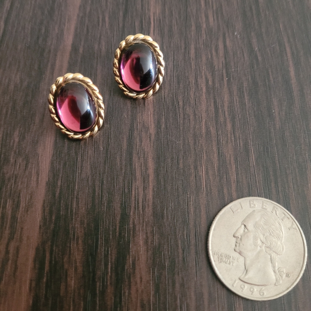 Timeless magenta and gold rimmed stud earrings